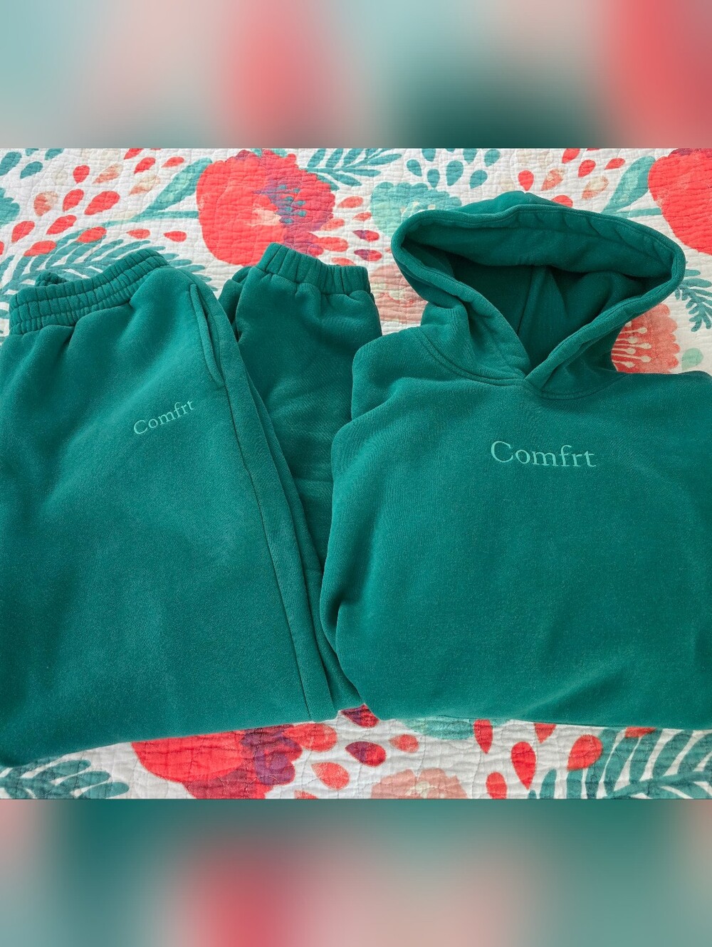 Comfrt Teal Women's Track Pants & Hoodie Set Size Medium